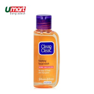 Johnson CLEAN & CLEAR Foaming Face Wash For Oily Skin 100ml